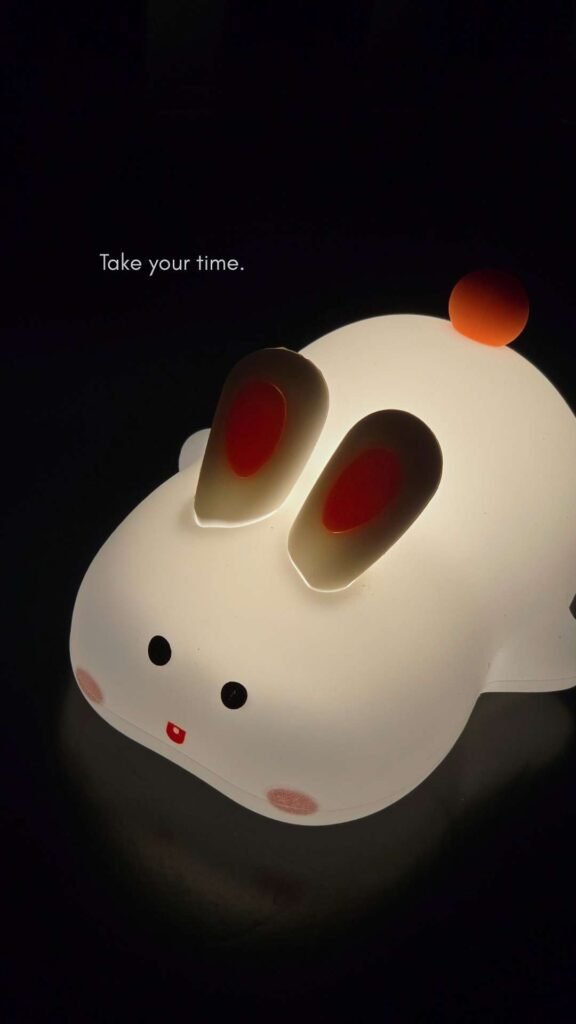 Cute Rabbit Lock Screen Wallpaper